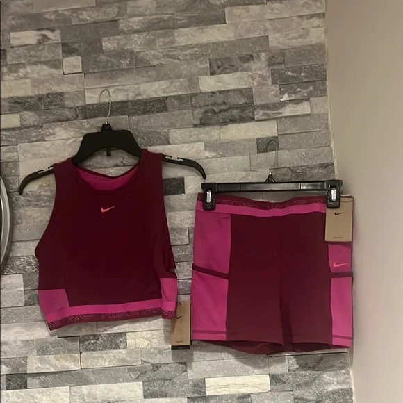 !!New Arrival!! Nike Pro women's matching set - Picture 1 of 8